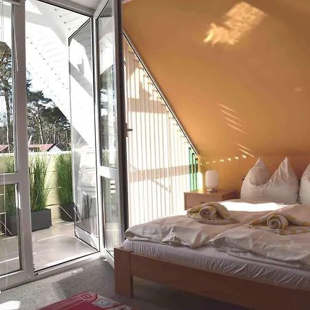 Hinter Den Duenen D77