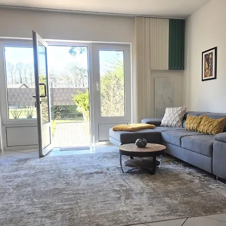 Hinter Den Duenen D77